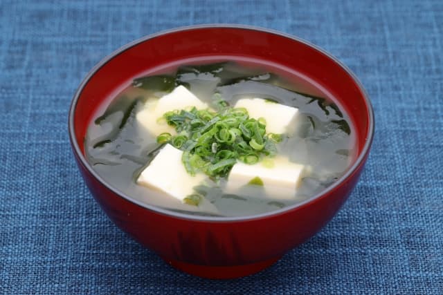定番*豆腐とわかめの味噌汁